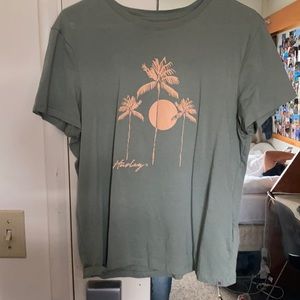 Super soft Hurley tee, size medium